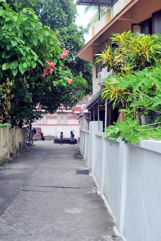 Das Residency Panzió Kochi Kültér fotó